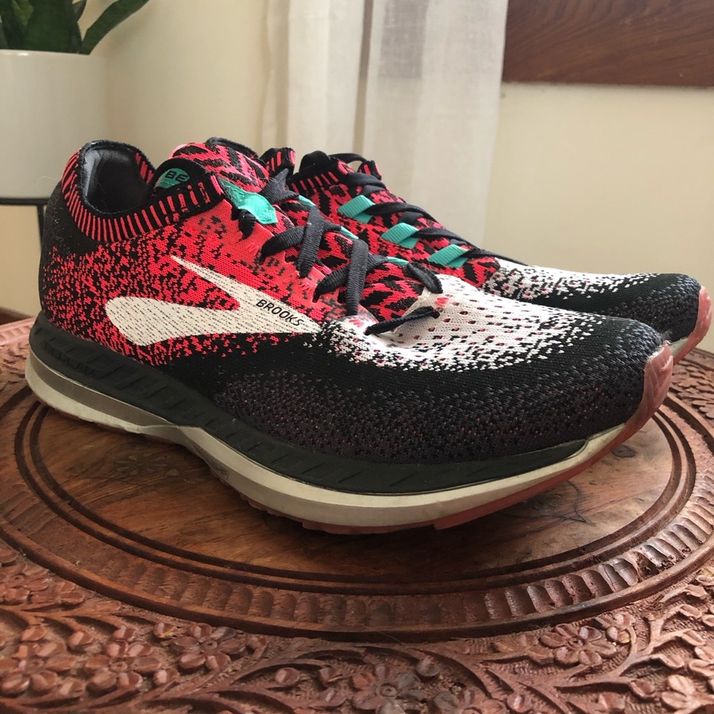 Brooks Bedlam Knit Running Shoe | Size 9B